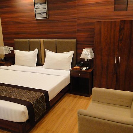 Hotel Comfotel Calcutta  Esterno foto