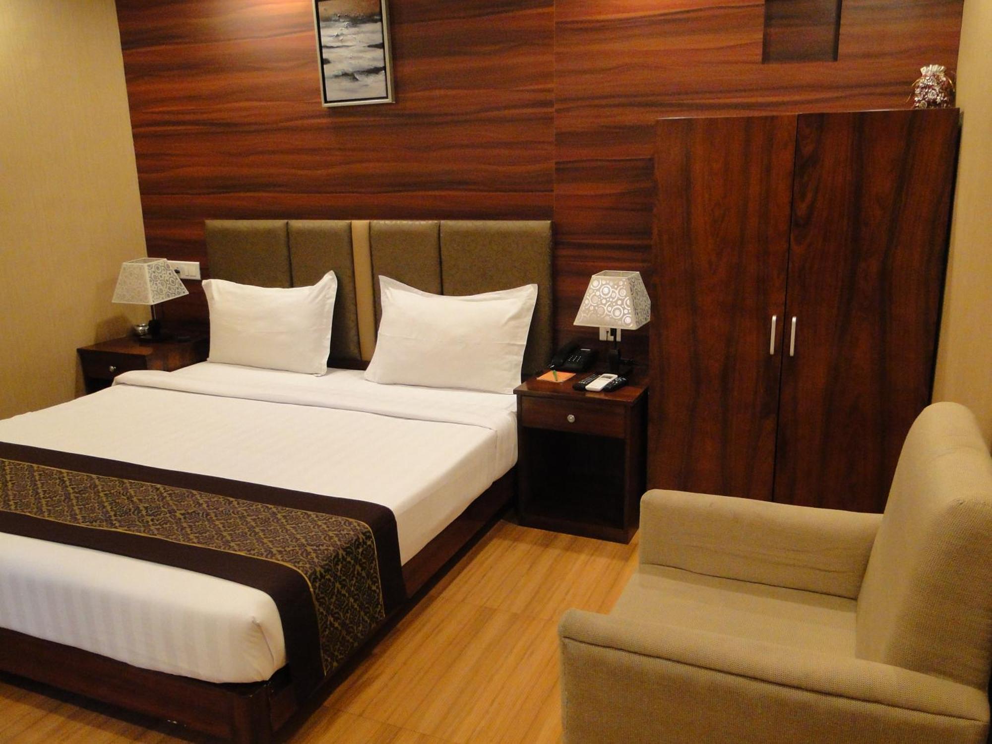 Hotel Comfotel Calcutta  Esterno foto